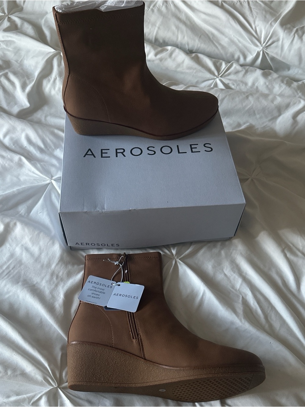 AEROSOLES BINNIE Tan/Brown Wedge Ankle Boots